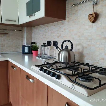 Apartman Con Giardino A Cisano Di *