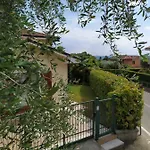 Con Giardino A Cisano Di Апартаменти *