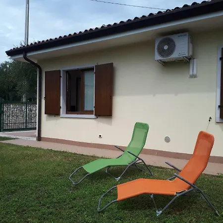 Con Giardino A Cisano Di Бардоліно