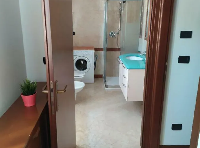 Con Giardino A Cisano Di Apartament *